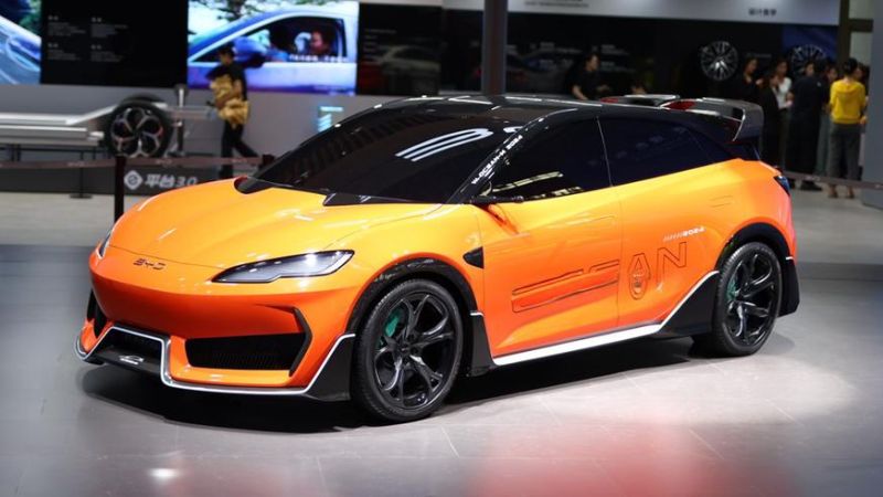 BYD показал в Пекине прототип хот-хэтча Ocean-M