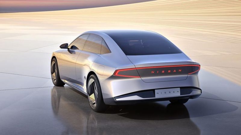 Дизайн будущих электрокаров для Китая показала Nissan