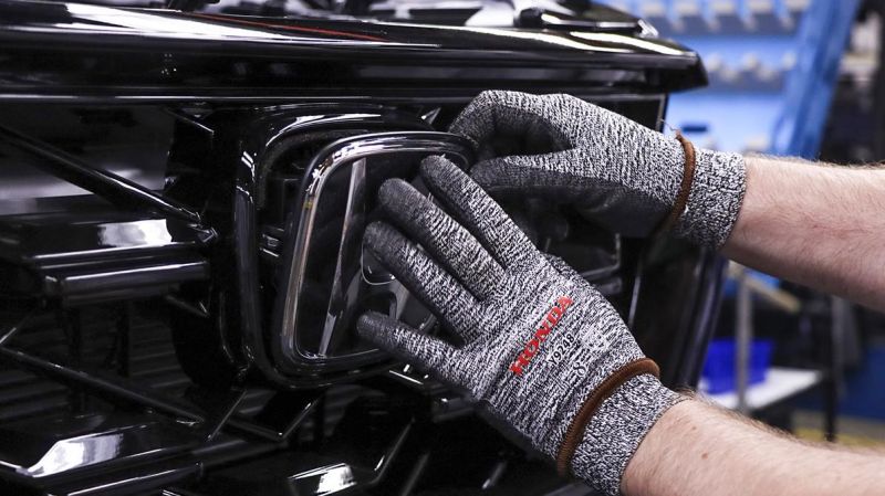 Honda и Toyota инвестируют в выпуск электрокаров в Северной Америке