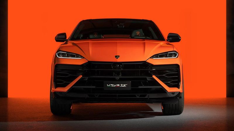 Lamborghini Urus превратился в супергибрид
