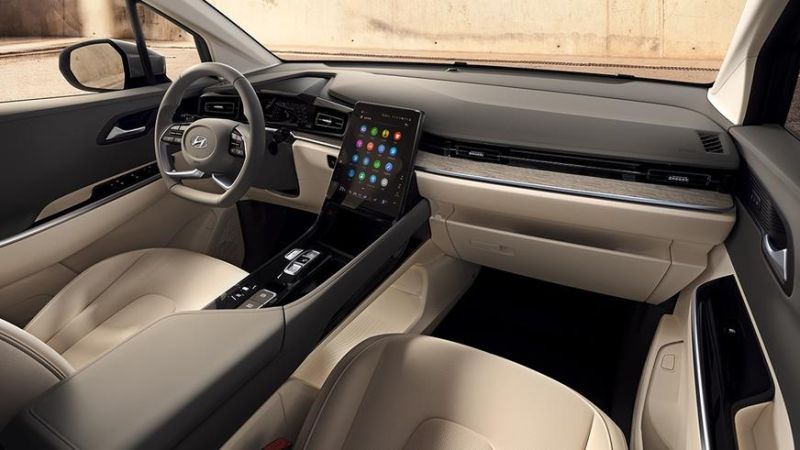 Плюс один минивэн Казахстану: в Алматы наладят сборку Hyundai Custin