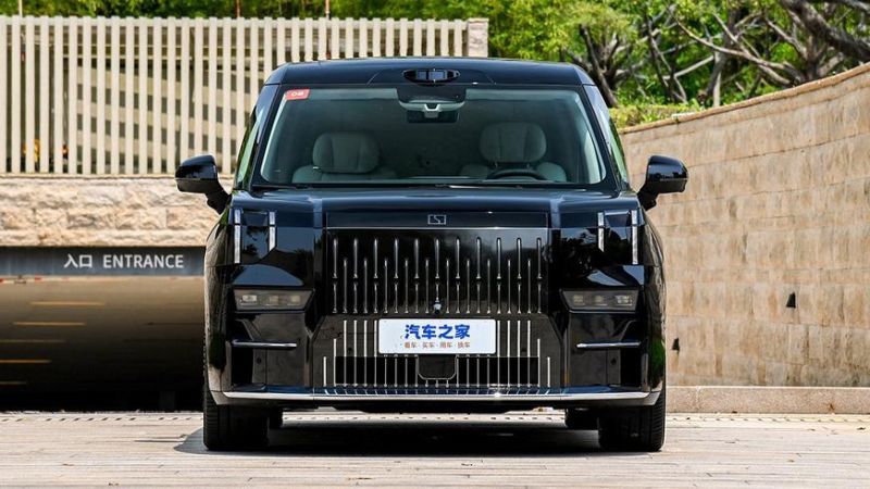 Самый роскошный Zeekr 009 оценили в 48.6 млн тенге
