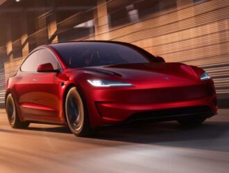 Tesla Model 3 Performance обновилась
