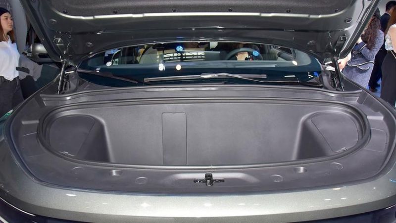 Трансформирующийся кроссовер появился у Changan