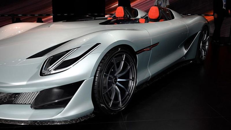 У BYD появился спидстер на батарейках