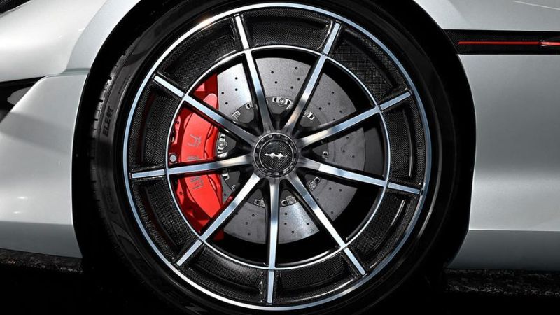 У BYD появился спидстер на батарейках