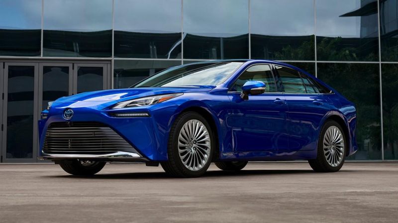 У владельцев водородных Toyota Mirai в США выявились проблемы