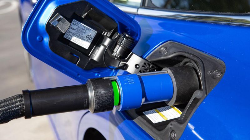 У владельцев водородных Toyota Mirai в США выявились проблемы