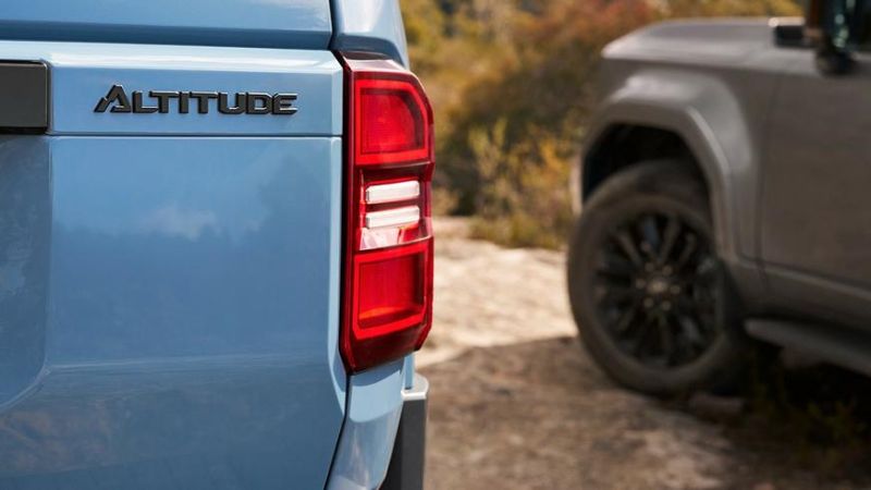 Австралийский LC Prado получит версию Kakadu с необычным передком