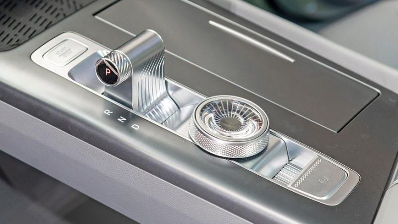Бюджетный кроссовер BAIC BJ30 — суровая внешность и передний привод