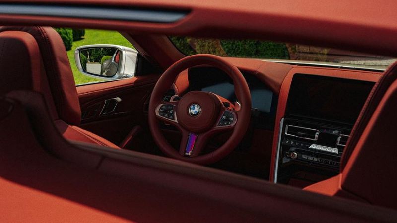 BMW представила ретроконцепт Skytop с мощным V8