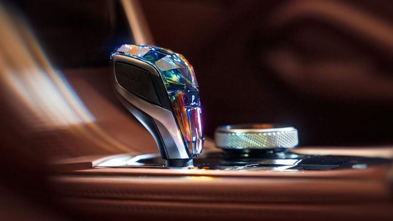 BMW представила ретроконцепт Skytop с мощным V8
