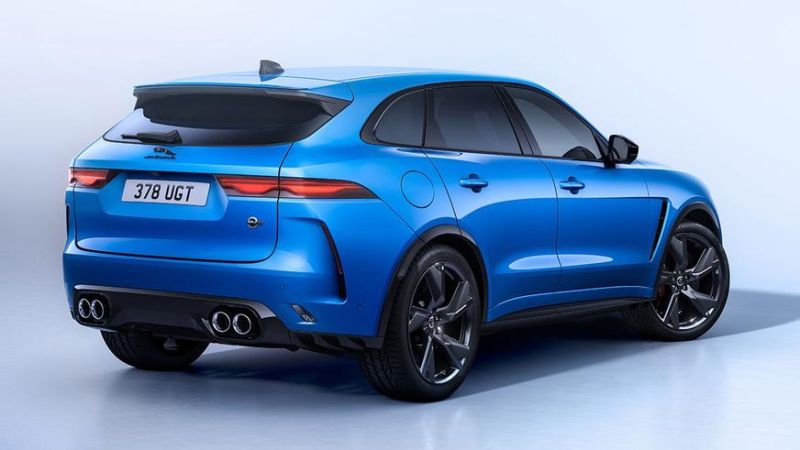 Jaguar провожает на покой F-Pace