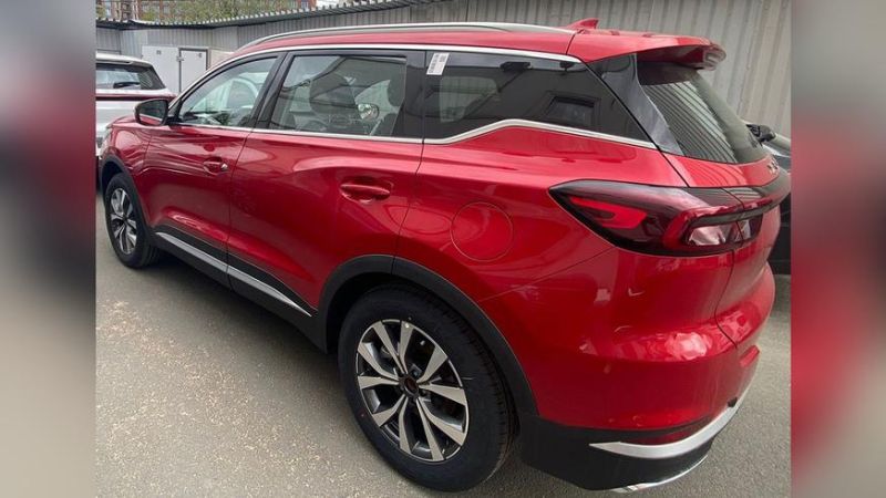 Кроссоверы Xcite X-cross 7 начали поступать к российским дилерам
