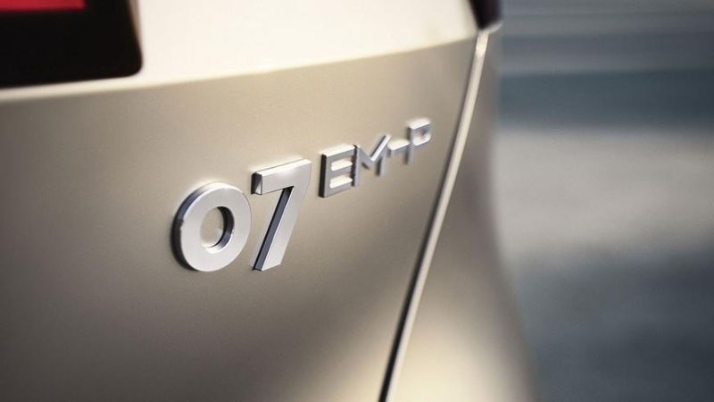 Lynk&Co начала продажи нового дальнобойного седана 07 EM-P
