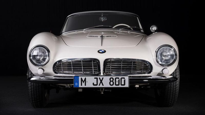 Обычный BMW Z4 превратился в ретрородстер за 288 тысяч евро