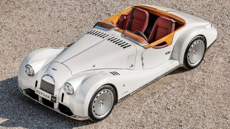 Родстер Morgan Plus Six стал ещё винтажнее благодаря Pininfarina