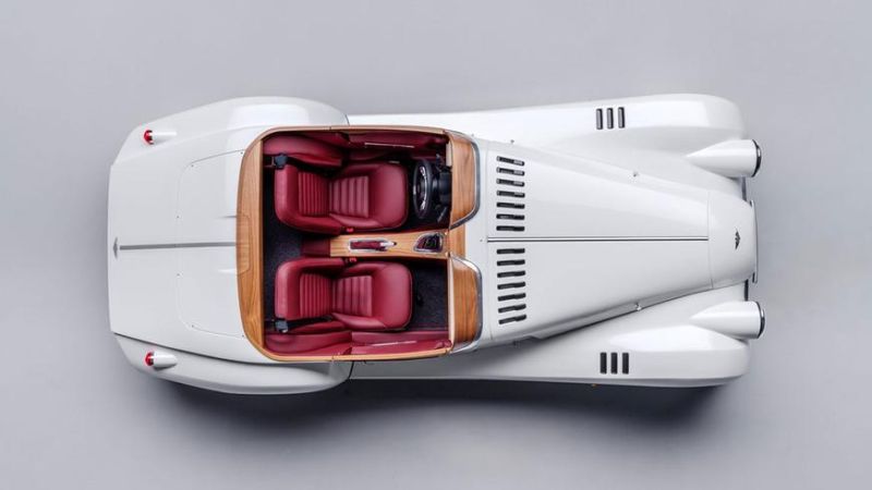 Родстер Morgan Plus Six стал ещё винтажнее благодаря Pininfarina