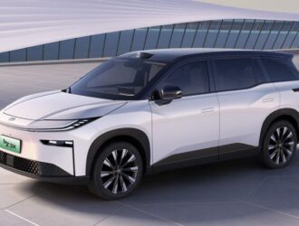 Toyota привезла в Китай два электрических прототипа