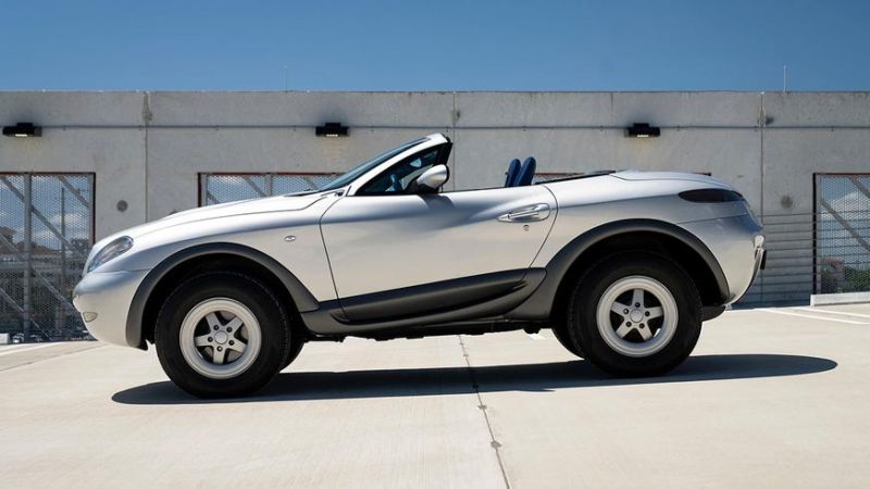 Уникальный гибрид SLK и G-Class пустят с молотка