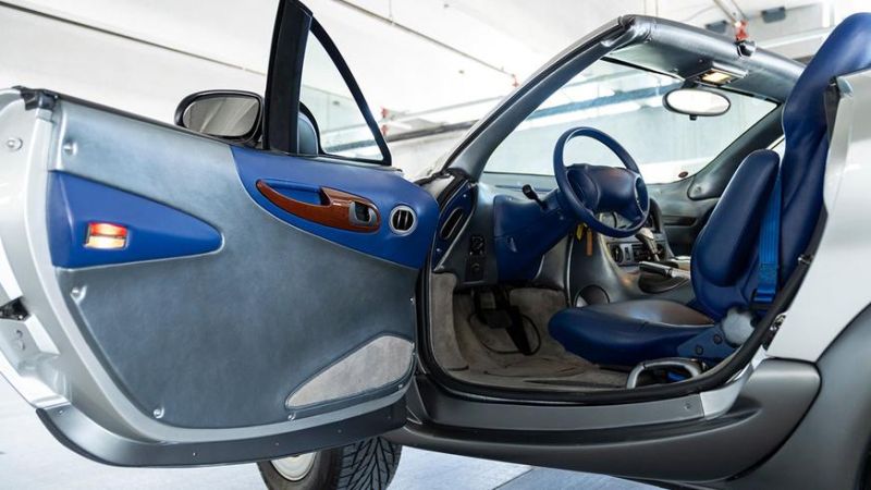 Уникальный гибрид SLK и G-Class пустят с молотка