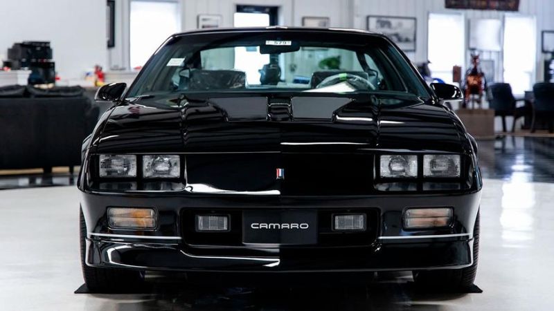 В США можно купить новый Chevrolet Camaro, выпущенный в 1985 году
