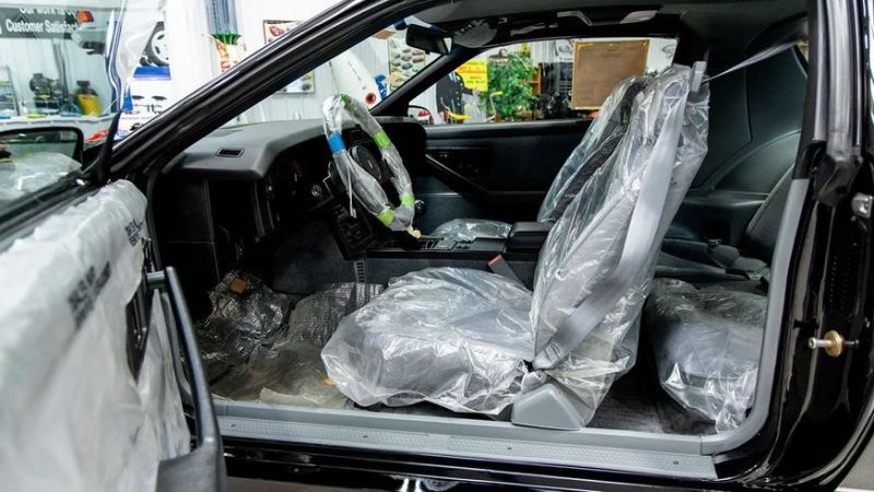 В США можно купить новый Chevrolet Camaro, выпущенный в 1985 году