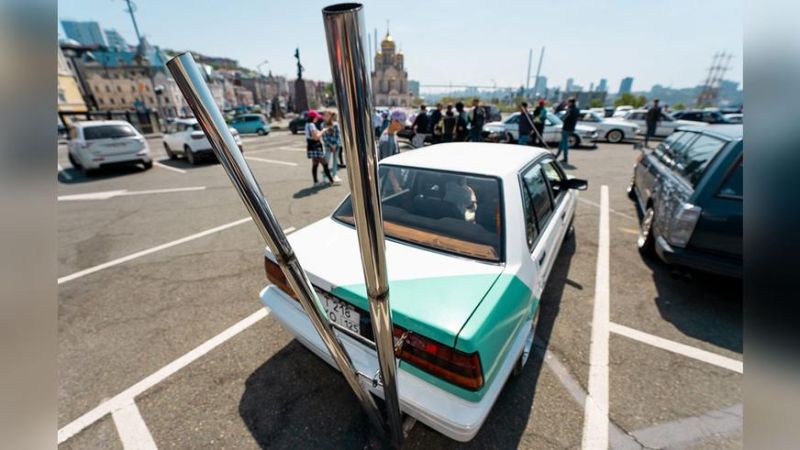 Во Владивостоке прошёл слёт владельцев винтажных праворулек