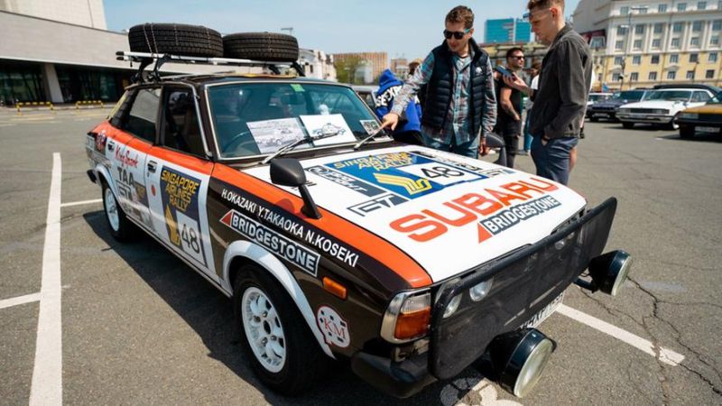Во Владивостоке прошёл слёт владельцев винтажных праворулек