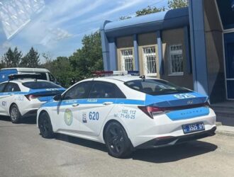 Восемь полицейских постов работают по периметру Астаны