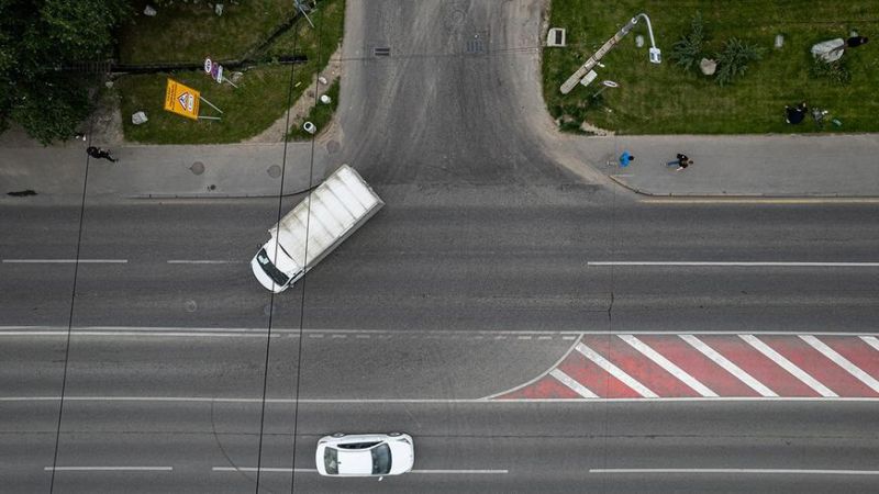 Всегда ли можно повернуть в свой ряд и не нарушить новое правило ПДД