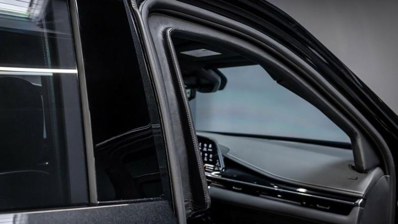 Cadillac Escalade превратился в пуленепробиваемый Rezvani
