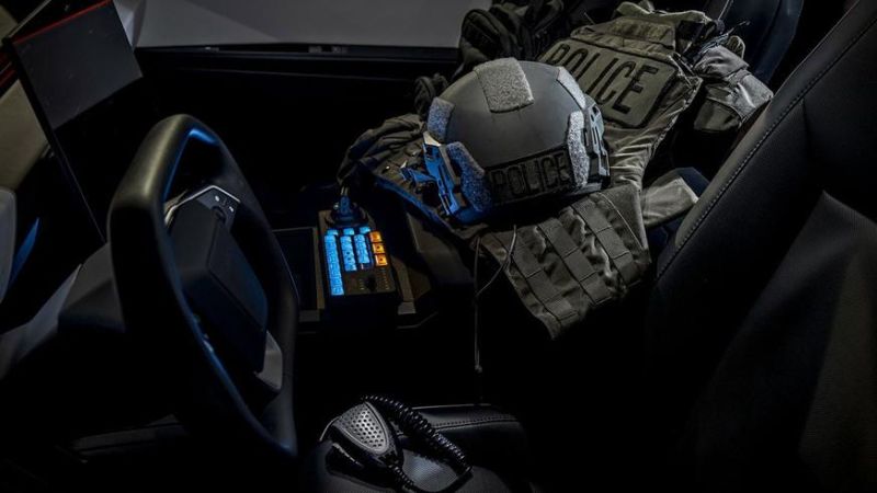 Cybertruck подготовили для службы в полиции