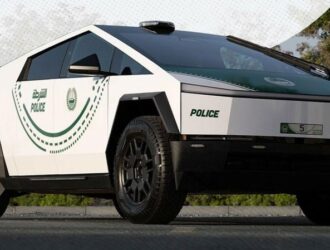 Cybertruck пополнил автопарк полиции Дубая