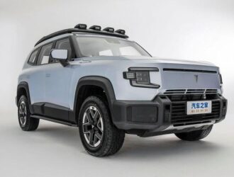 Дальнобойный кроссовер от Changan и Huawei вышел на рынок Китая