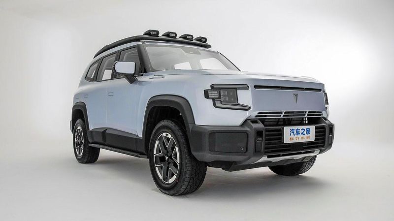 Дальнобойный кроссовер от Changan и Huawei вышел на рынок Китая