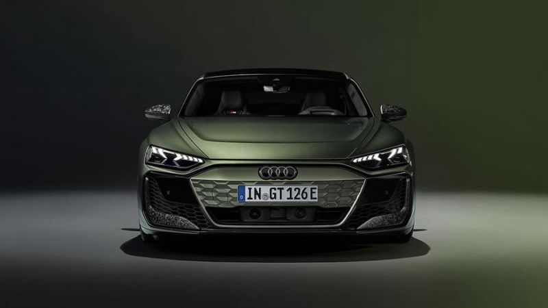 Электрокар e-tron GT теперь самый мощный Audi в истории