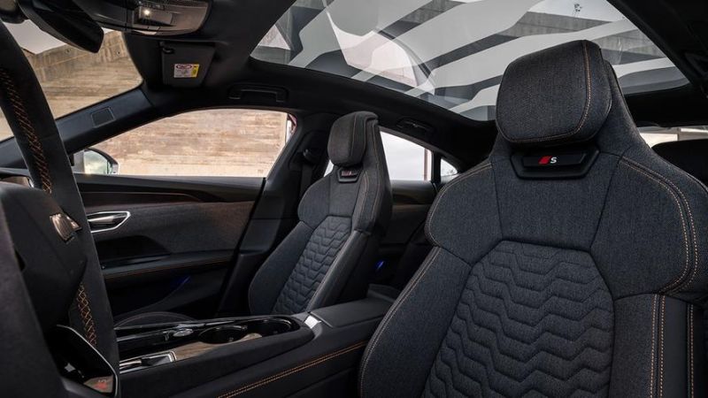 Электрокар e-tron GT теперь самый мощный Audi в истории