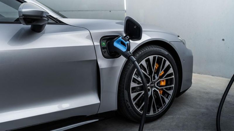 Электрокар e-tron GT теперь самый мощный Audi в истории