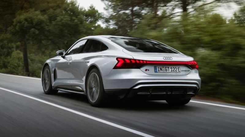Электрокар e-tron GT теперь самый мощный Audi в истории