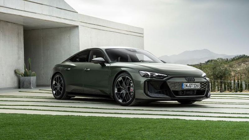 Электрокар e-tron GT теперь самый мощный Audi в истории