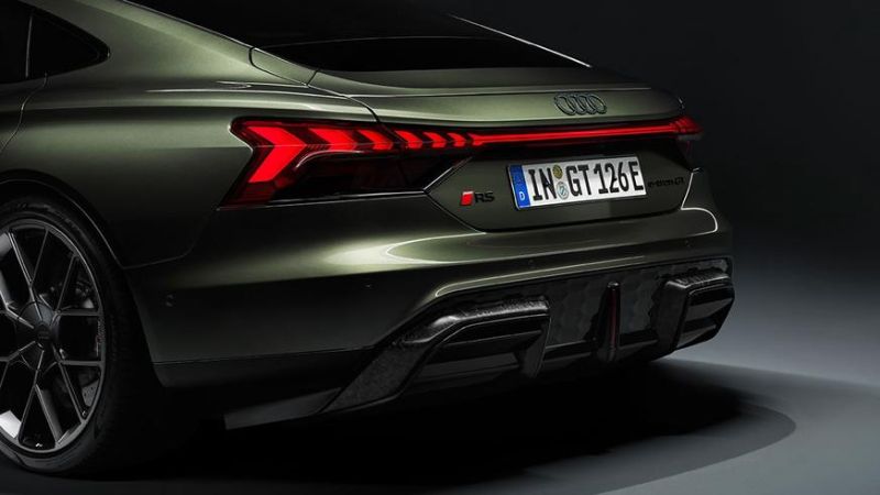 Электрокар e-tron GT теперь самый мощный Audi в истории