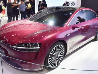 Конкурента Audi A8 от Huawei оценили в Китае от 28 млн тенге
