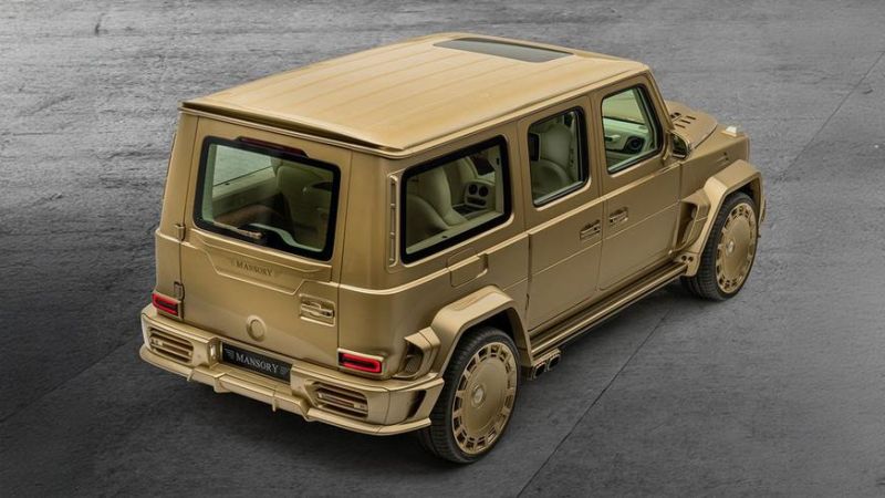 Mansory покрыла «Гелендваген» 24-каратным золотом