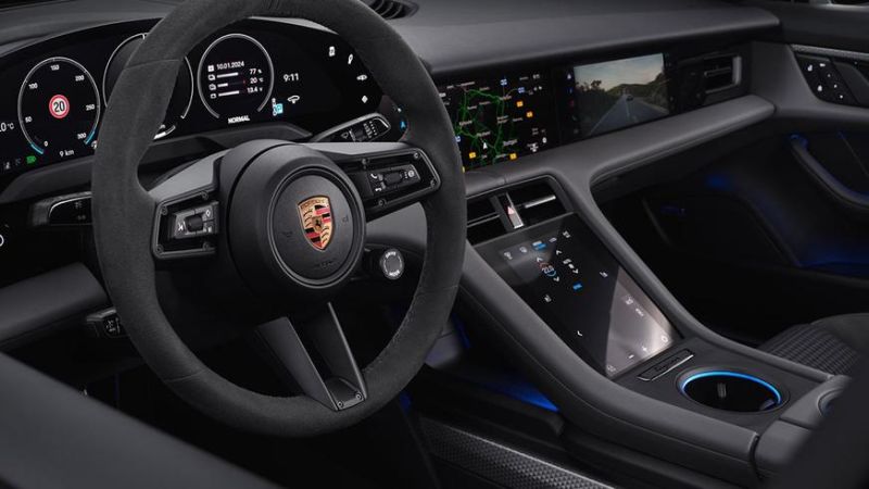 Porsche официально запустил продажи обновлённого Taycan в Казахстане