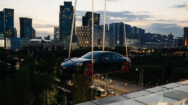 Porsche официально запустил продажи обновлённого Taycan в Казахстане