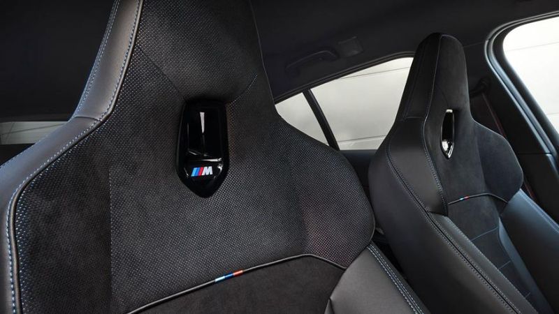 Представлен новый BMW 1-й серии: минус механика, плюс экраны