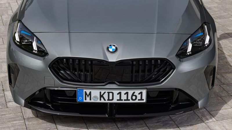 Представлен новый BMW 1-й серии: минус механика, плюс экраны