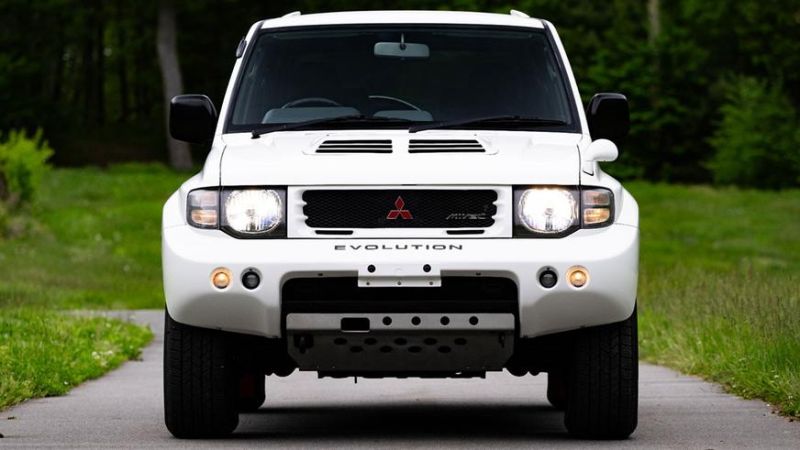 Редкий Mitsubishi Pajero Evolution выставили на продажу в США