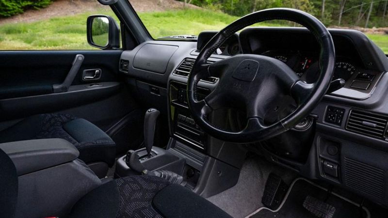 Редкий Mitsubishi Pajero Evolution выставили на продажу в США